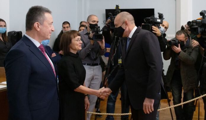 Радев: Битката за укрепване на държавността изобщо не е приключила
