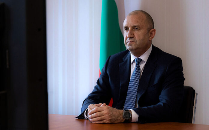 Радев: Борбата с корупцията е основният ангажимент на всяко правителство