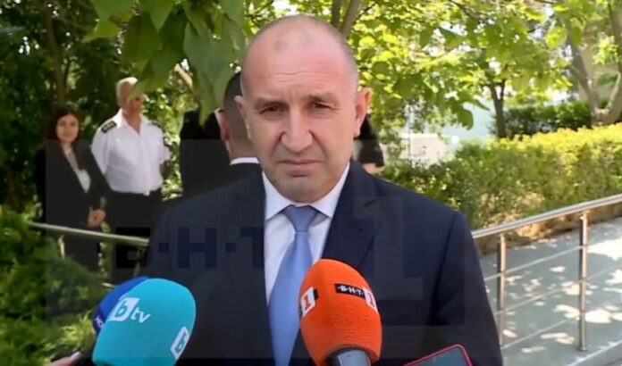 Радев: Да продължаваш да твърдиш