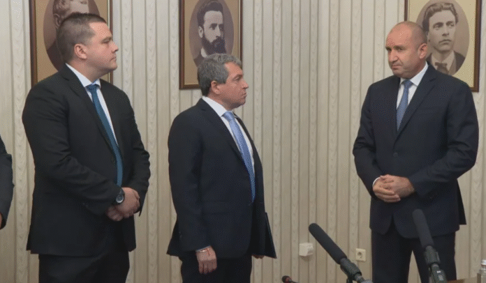 Радев говори с Назарян да я прави служебен премиер