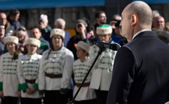 Радев: Левски продължава да сочи пътя към онази република