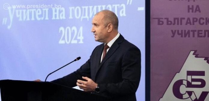 Радев: Националното единение и любов към Родината започват от ученическия чин
