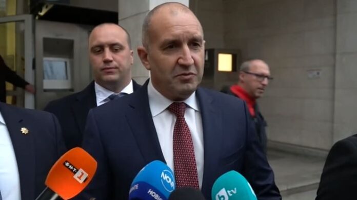 Радев: Народните представители трябва да осъзнаят своята отговорност и да конституират НС