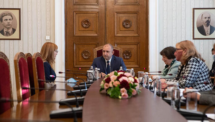 Радев подписа указ за назначаването на Гергана Стоянова за нов член на ЦИК