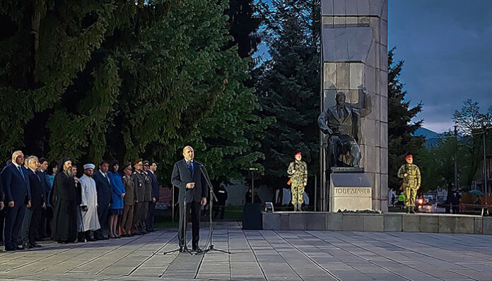 Радев: РСМ да впише българите в Конституцията си