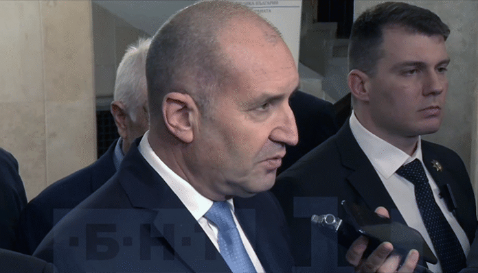 Радев за мира в Украйна: Европа ще трябва да плаща!