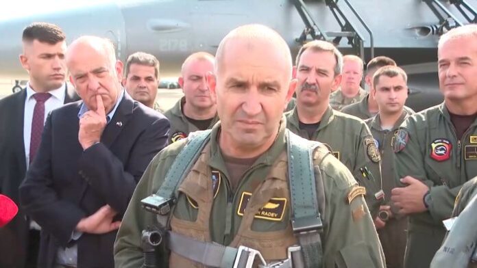 Радев за срещата със Силяновска: Очаквам изявено желание за диалог и разбирателство