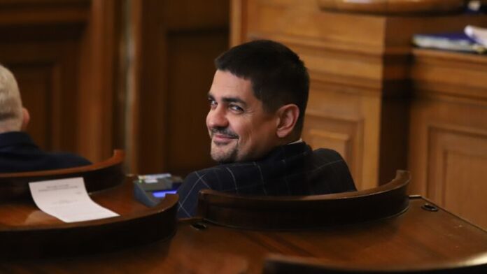 Радостин Василев и неговата партия „МЕЧ”: Голямата изненада на изборите