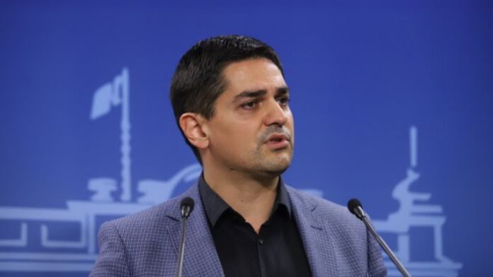 Радостин Василев: В санитарния кордон трябва да влезе и ГЕРБ