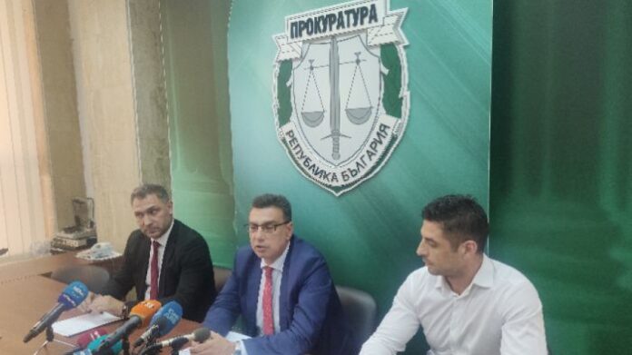Разбиха престъпна група за разпространение на наркотици