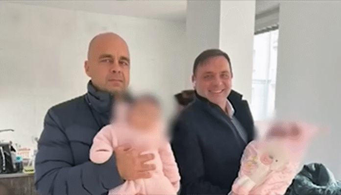 Разменените бебета от „Шейново“ вече са при биологичните си родители