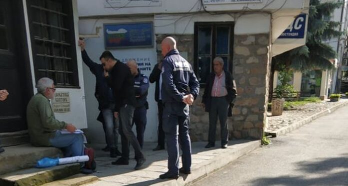 Разследват председател на читалище за проповядване на фашистка идеология в Кюстендил