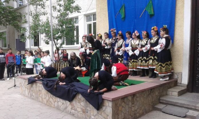 Редица инициативи в „Седмицата на випуск VI клас” в ОУ „Проф. Марин Дринов“