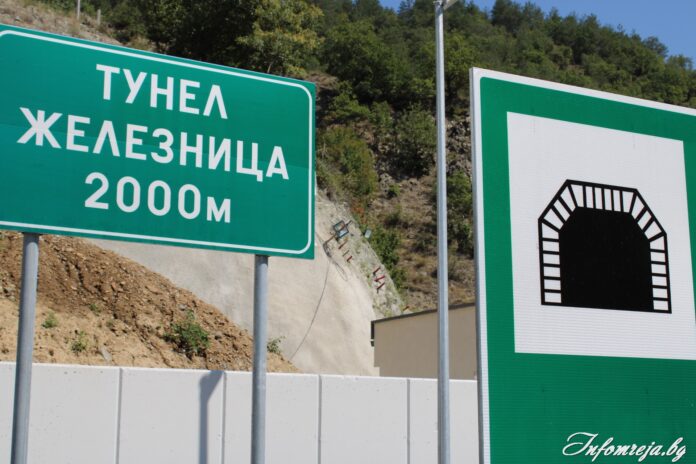 Регионалният министър открива тунел 