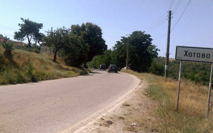 Ремонтират 12 км от пътя за Мелник