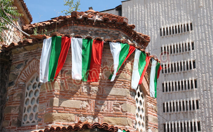 Ремонтират паметника на културата 