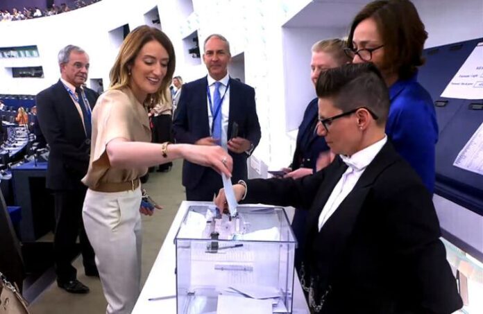 Роберта Мецола отново е избрана за председател на Европейския парламент