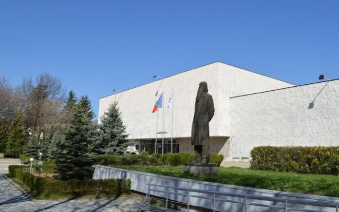 Росен Арсов със „Завръщане“ в храма на Майстора