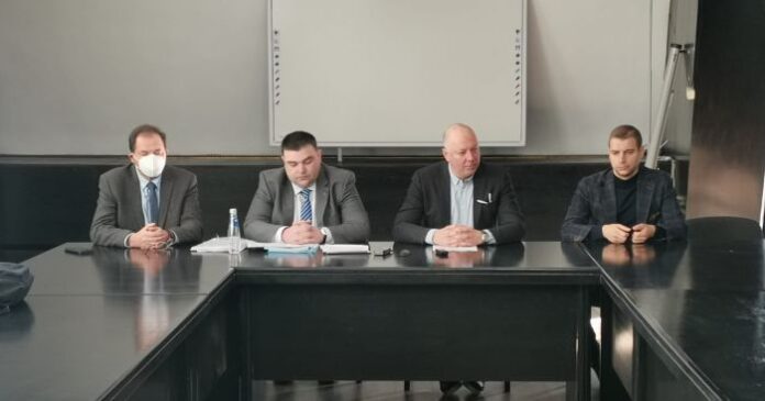 Росен Желязков: Настояваме държавата да покрие 100% разликата в цената на тока на общини