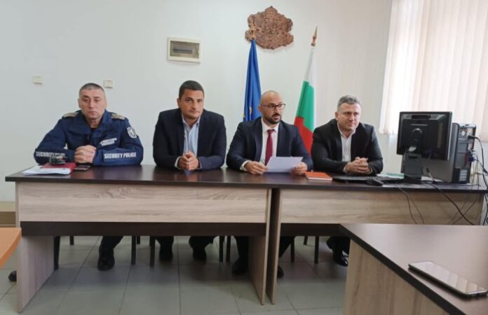 РУ – Радомир с нова инициатива сред подрастващите