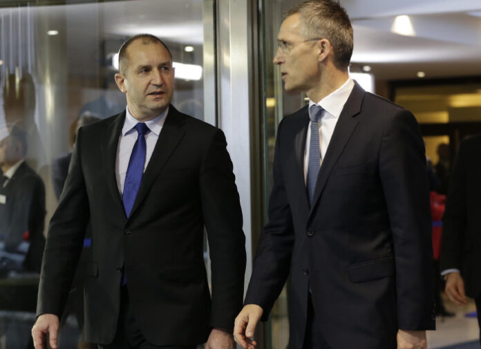 Румен Радев: България разчита на НАТО като гарант за сигурността на държавите членки