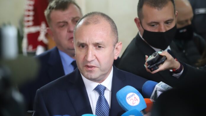 Румен Радев действа оперативно по закон и иска такова правителство