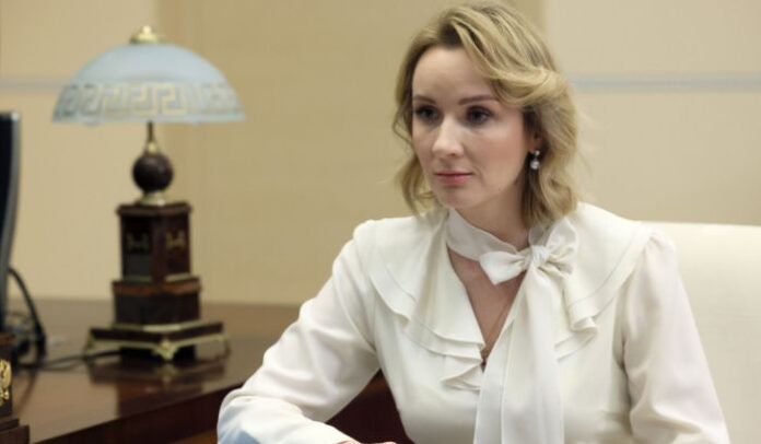 Руският комисар по правата на детето не разбира в какво я обвинява съдът в Хага