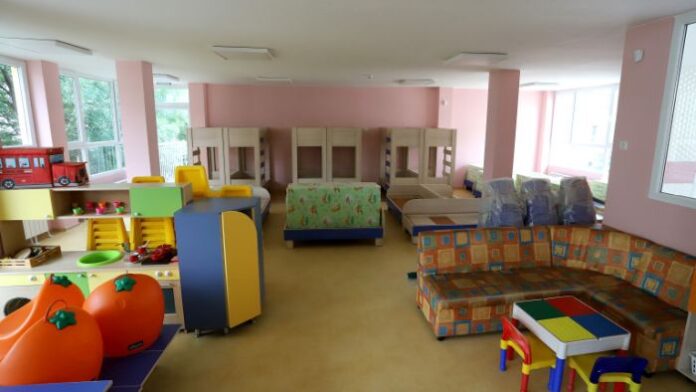 РЗИ затвори детската градина заради починалото от менингит дете
