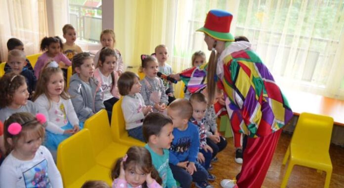 С много забавления и игри отбелязаха Деня на детето в Радомир