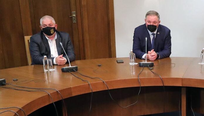 С над милион ще ремонтират улица в Долна Градешница и дере край Струма
