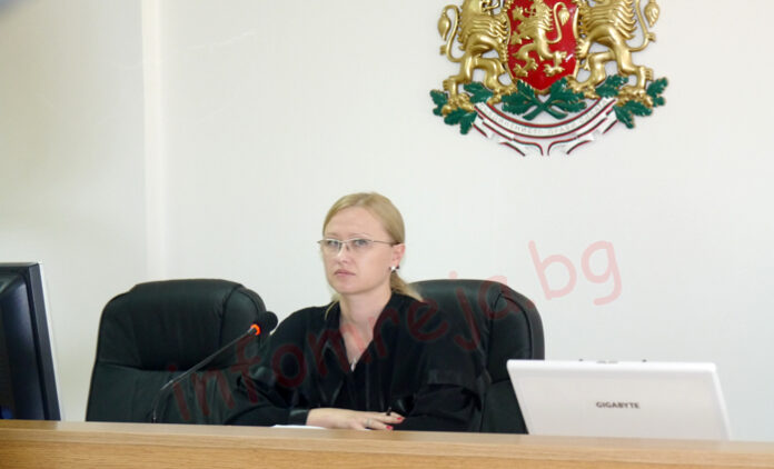 С разпит на трима свидетели тръгна делото за касиране на изборите в Гърмен