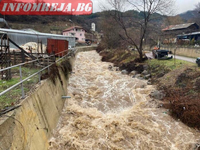 Само едно село в Смолянско остава без ток