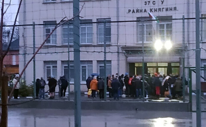 Само за първия час на гласуването – над 20 вида нарушения
