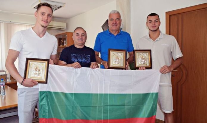 Сандански изпраща плувци шампиони на Олимпийските игри в Париж