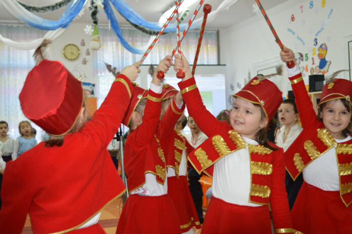 Сандански почете Апостола