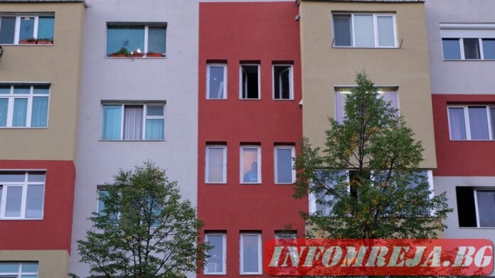 Санират шест жилищни сгради в Кюстендил