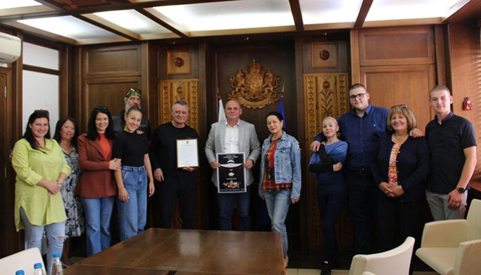 Сарандевците от Банско получиха високо признание за таланта си