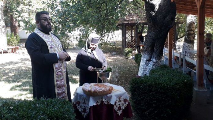 Сдружение „Кураж“ с курбан за здраве в Граничкия манастир