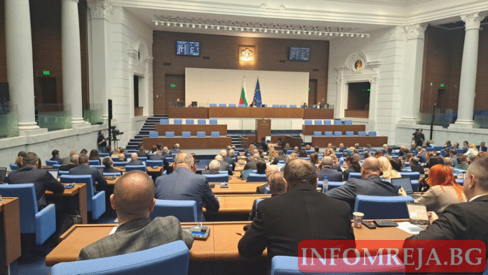 Седем министри на парламентарен контрол в петък