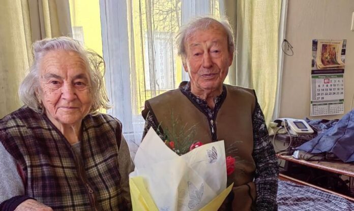 Семейство от Дупница отбеляза 66 години съвместен живот