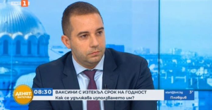 Шефът на Агенцията по лекарствата: Срокът на годност на ваксините може да се удължи