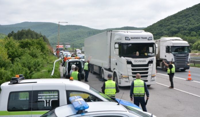 Шест институции провеждат широкообхватни проверки по пътищата в страната