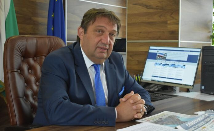 Шишков: Ще строим магистралите още 30 години