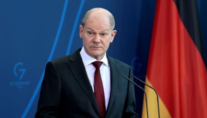 Шолц: ЕС не се нуждае от собствено ядрено оръжие