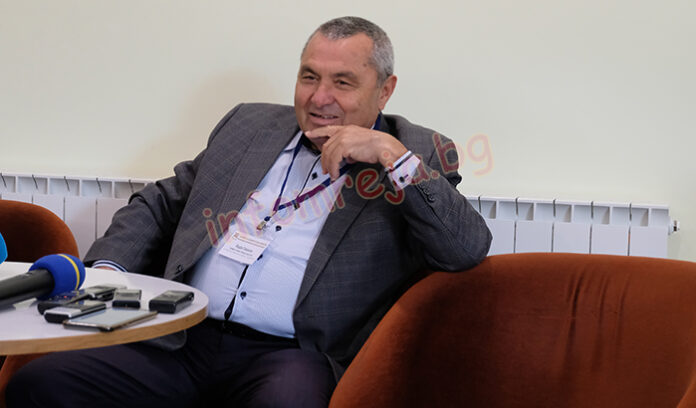 Симонски замести Захова на заместник-председателкия пост в РИК-Благоевград