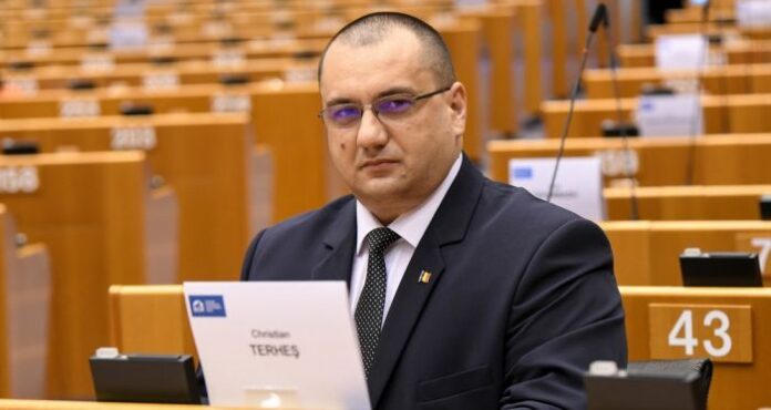 Скандал с румънски евродепутат заради реч на омразата