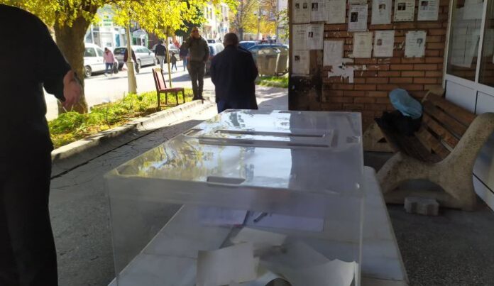 Слаба активност на референдума за увеличаване на данък сгради и такса смет в Кюстендил
