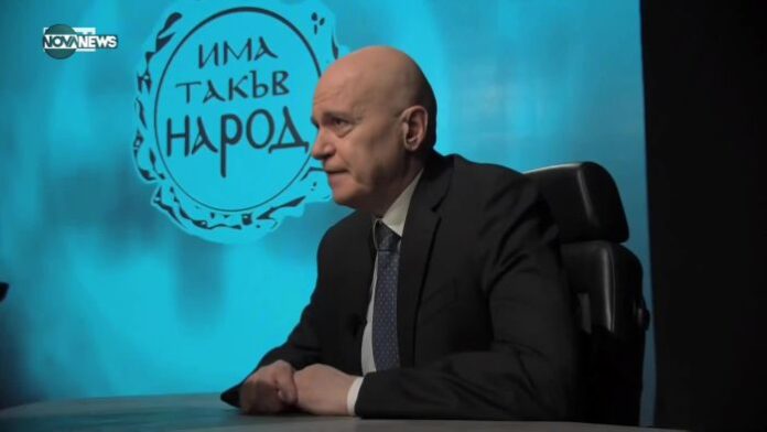 Слави Трифонов: Правителството на ИТН не е на Доган