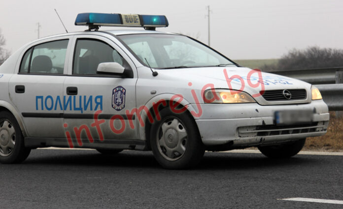След полицейска гонка край Дебрен арестуваха 18-годишен водач с контрабандни цигари