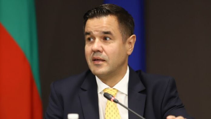 Служебният кабинет обещава по-евтин газ